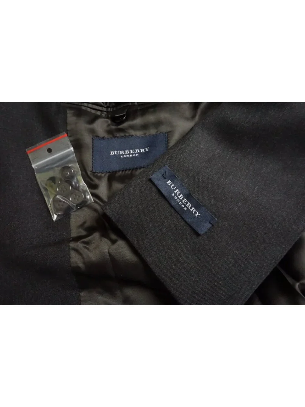 Burberry London Oxford Dark Gray Wool 2 Pc Suit Jacket Pants Sz 40R BRAND NEW
